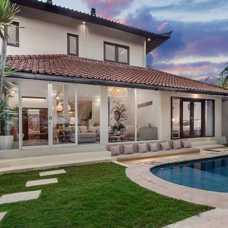 Villa New York - 4 Bdr Pool Luxury Villa, Next To The Forge Bali Seminyak Buitenkant foto