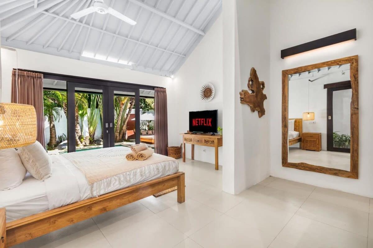 Villa New York - 4 Bdr Pool Luxury Villa, Next To The Forge Bali Seminyak Buitenkant foto
