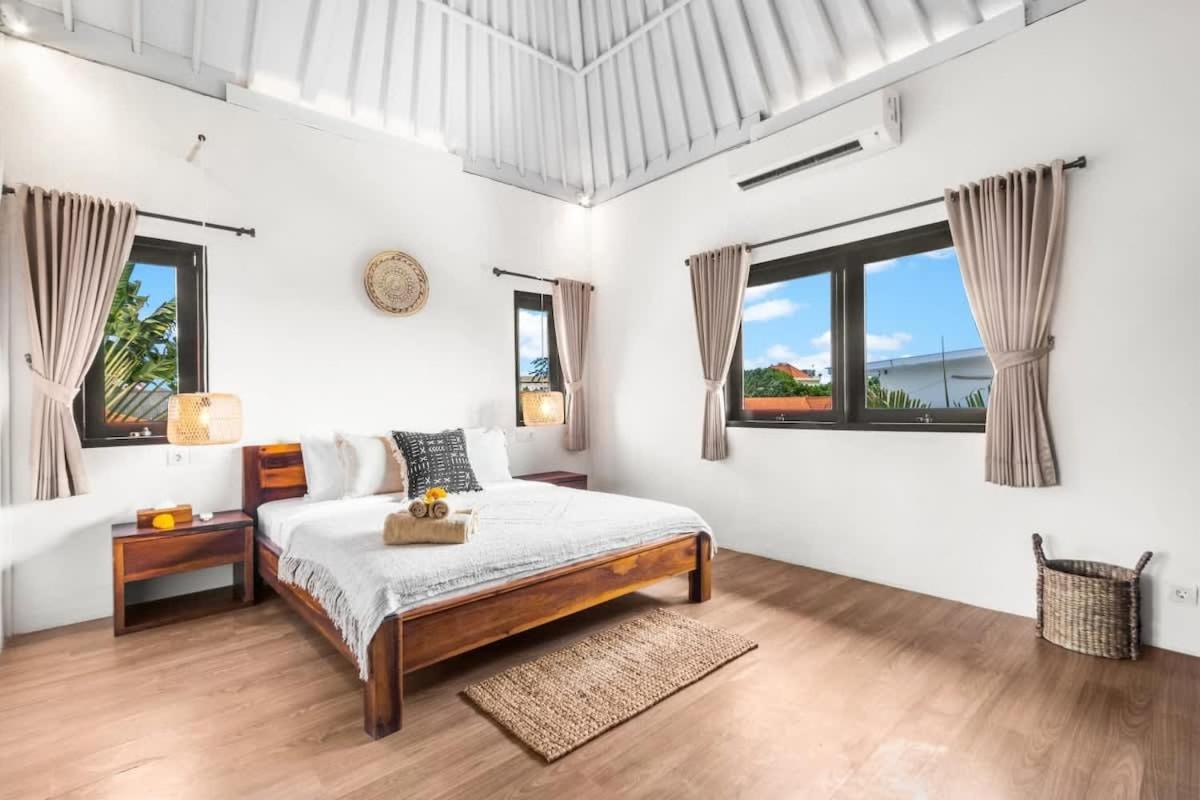 Villa New York - 4 Bdr Pool Luxury Villa, Next To The Forge Bali Seminyak Buitenkant foto