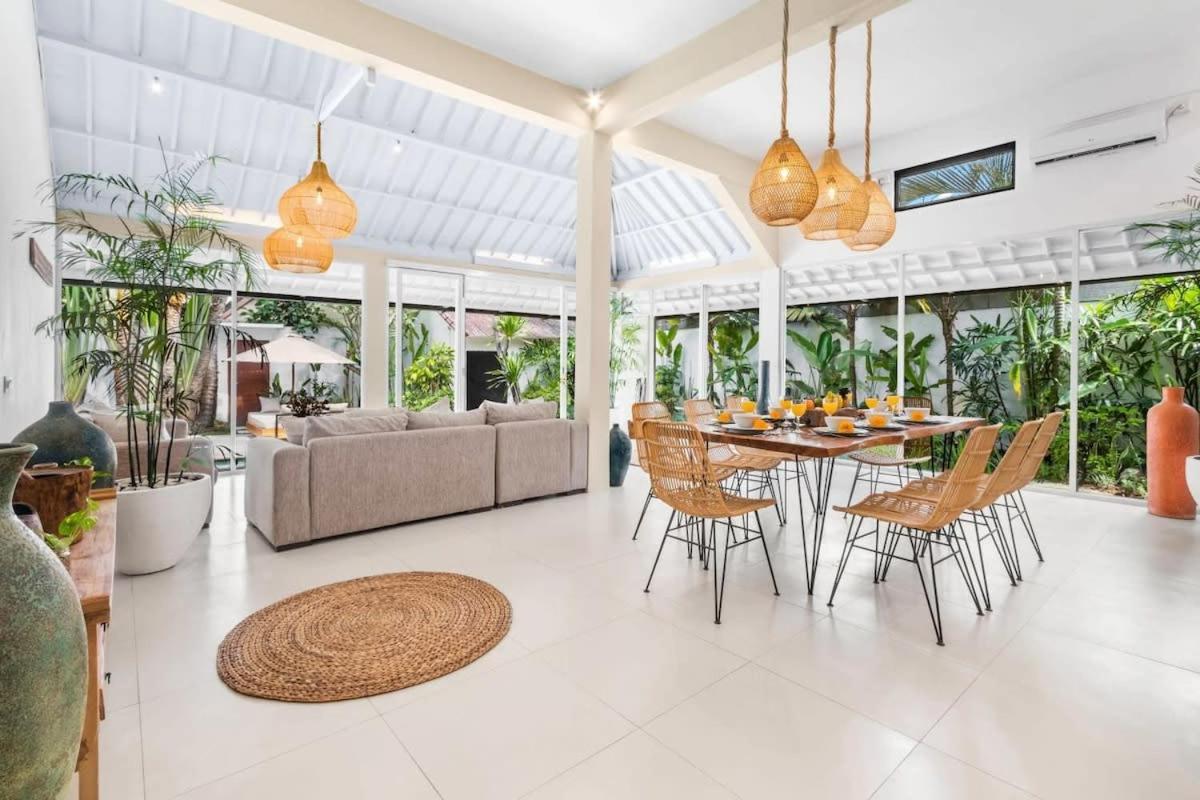 Villa New York - 4 Bdr Pool Luxury Villa, Next To The Forge Bali Seminyak Buitenkant foto